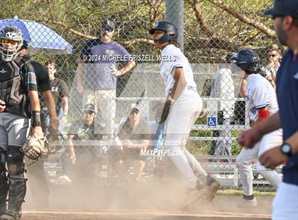 Thumbnail 2 in University City vs Valley Center(CIF SDS Division 4 Semifinal) photogallery.