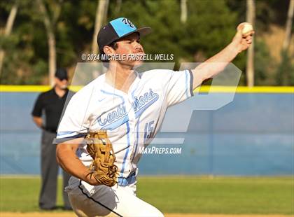 Thumbnail 1 in University City vs Valley Center(CIF SDS Division 4 Semifinal) photogallery.