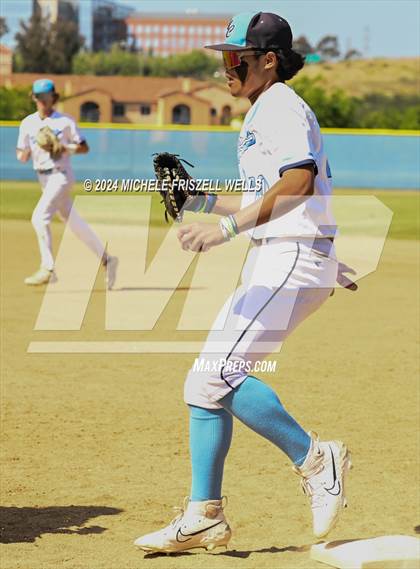 Thumbnail 3 in University City vs Valley Center(CIF SDS Division 4 Semifinal) photogallery.