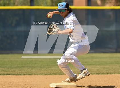 Thumbnail 2 in University City vs Valley Center(CIF SDS Division 4 Semifinal) photogallery.