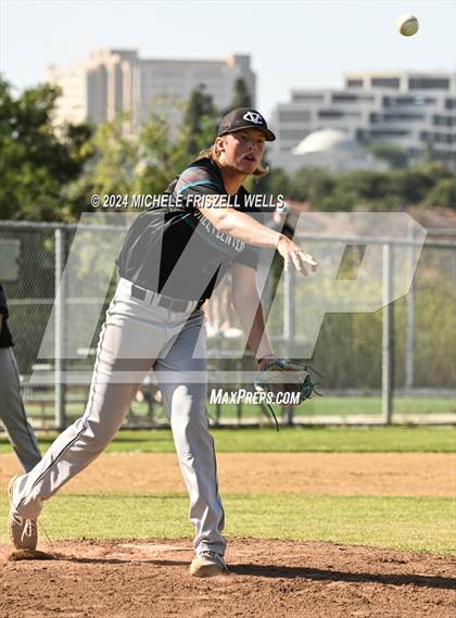 Thumbnail 1 in University City vs Valley Center(CIF SDS Division 4 Semifinal) photogallery.