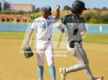 Thumbnail 2 in University City vs Valley Center(CIF SDS Division 4 Semifinal) photogallery.
