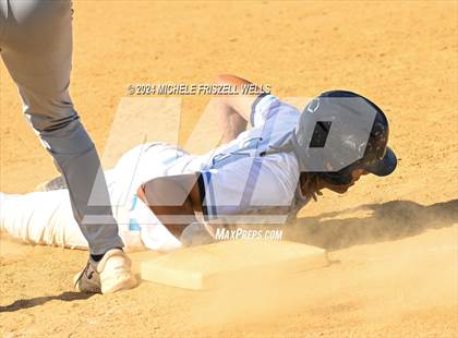 Thumbnail 2 in University City vs Valley Center(CIF SDS Division 4 Semifinal) photogallery.