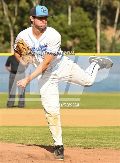 Thumbnail 2 in University City vs Valley Center(CIF SDS Division 4 Semifinal) photogallery.