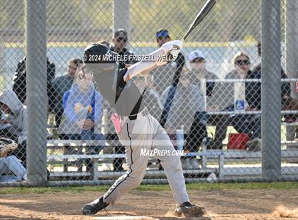 Thumbnail 3 in University City vs Valley Center(CIF SDS Division 4 Semifinal) photogallery.