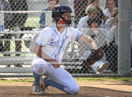 Thumbnail 1 in University City vs Valley Center(CIF SDS Division 4 Semifinal) photogallery.