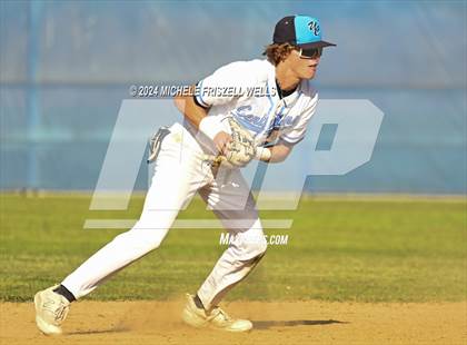 Thumbnail 2 in University City vs Valley Center(CIF SDS Division 4 Semifinal) photogallery.