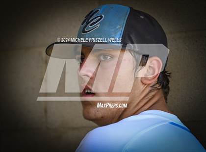 Thumbnail 3 in University City vs Valley Center(CIF SDS Division 4 Semifinal) photogallery.