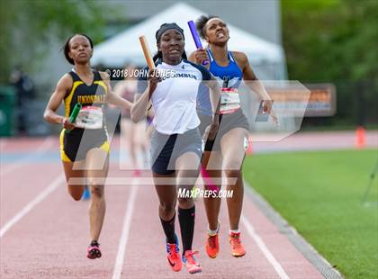 Thumbnail 2 in 2018 Loucks Games (Womens 4x400 Nick Panero Relay) photogallery.