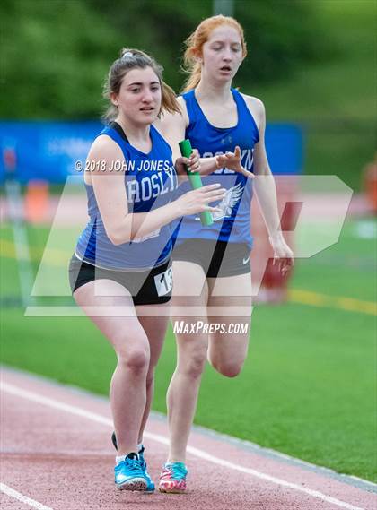 Thumbnail 3 in 2018 Loucks Games (Womens 4x400 Nick Panero Relay) photogallery.