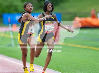 Thumbnail 2 in 2018 Loucks Games (Womens 4x400 Nick Panero Relay) photogallery.