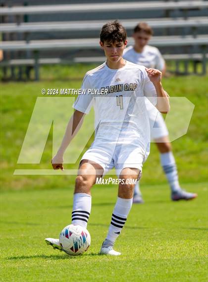 Thumbnail 1 in Rabun Gap-Nacoochee @ Ravenscroft photogallery.