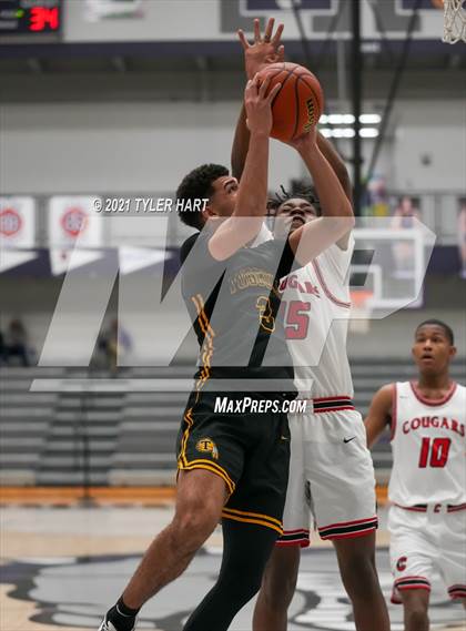 Thumbnail 2 in Tuscola vs. 21st Century Charter (Sneakers for Santa Shootout) photogallery.