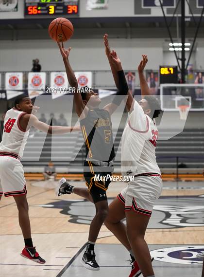 Thumbnail 3 in Tuscola vs. 21st Century Charter (Sneakers for Santa Shootout) photogallery.