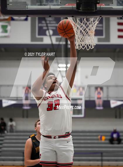 Thumbnail 3 in Tuscola vs. 21st Century Charter (Sneakers for Santa Shootout) photogallery.