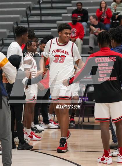 Thumbnail 2 in Tuscola vs. 21st Century Charter (Sneakers for Santa Shootout) photogallery.