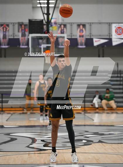 Thumbnail 2 in Tuscola vs. 21st Century Charter (Sneakers for Santa Shootout) photogallery.