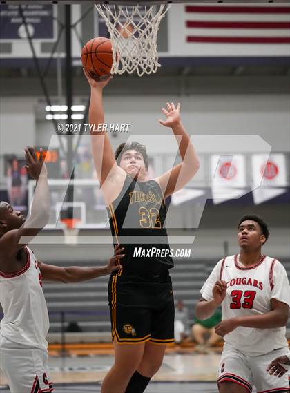 Thumbnail 3 in Tuscola vs. 21st Century Charter (Sneakers for Santa Shootout) photogallery.