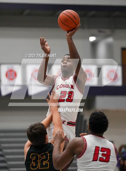 Thumbnail 3 in Tuscola vs. 21st Century Charter (Sneakers for Santa Shootout) photogallery.