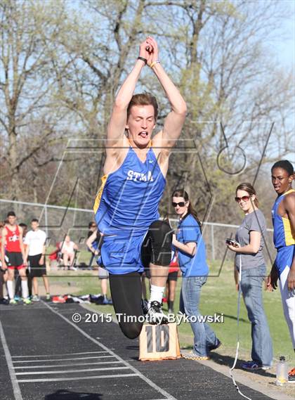Thumbnail 3 in Ed Bourelle Invitational Track Meet  photogallery.