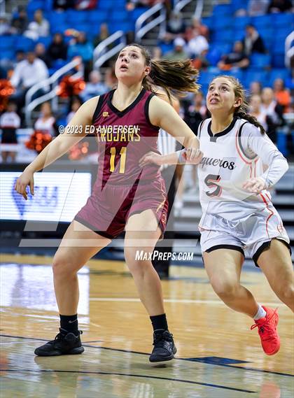 Thumbnail 2 in Fernley vs. Pahrump Valley (NIAA 3A State Semifinals) photogallery.