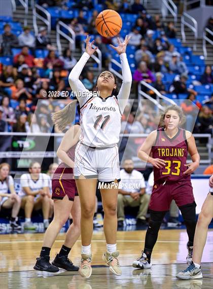 Thumbnail 2 in Fernley vs. Pahrump Valley (NIAA 3A State Semifinals) photogallery.