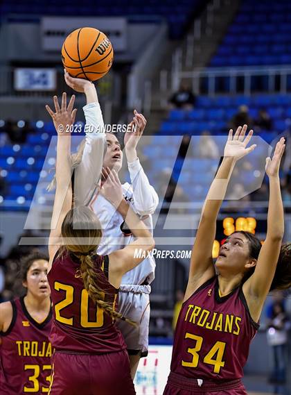Thumbnail 3 in Fernley vs. Pahrump Valley (NIAA 3A State Semifinals) photogallery.