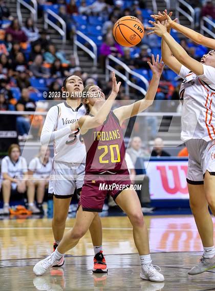 Thumbnail 3 in Fernley vs. Pahrump Valley (NIAA 3A State Semifinals) photogallery.