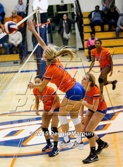 Thumbnail 2 in St. Joseph Notre Dame vs. Athenian (CIF NCS D5 1st Round) photogallery.