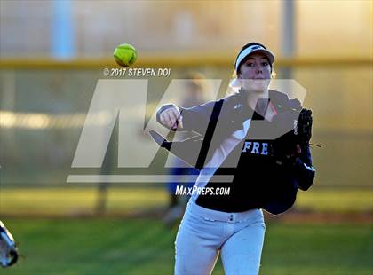 Thumbnail 3 in Freedom vs. Norco photogallery.