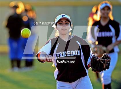 Thumbnail 2 in Freedom vs. Norco photogallery.