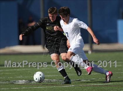 Thumbnail 2 in Mullen vs. Air Academy (CHSAA 4A Semifinal) photogallery.