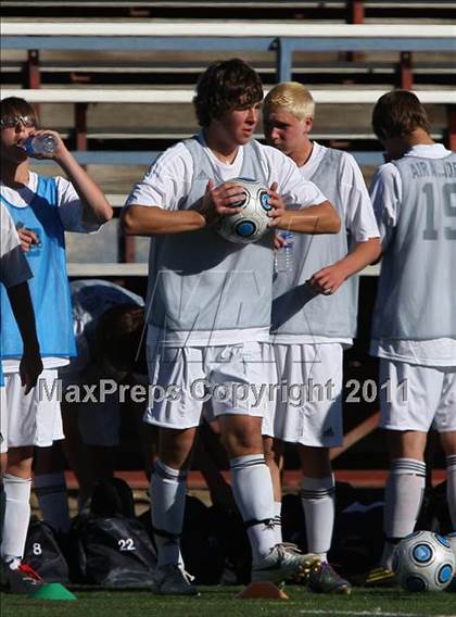 Thumbnail 2 in Mullen vs. Air Academy (CHSAA 4A Semifinal) photogallery.