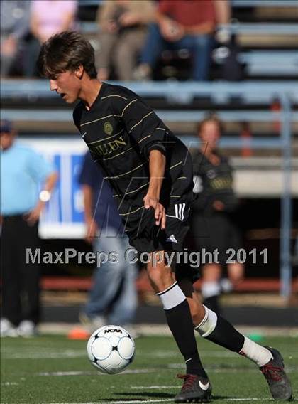Thumbnail 1 in Mullen vs. Air Academy (CHSAA 4A Semifinal) photogallery.