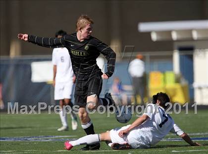 Thumbnail 3 in Mullen vs. Air Academy (CHSAA 4A Semifinal) photogallery.