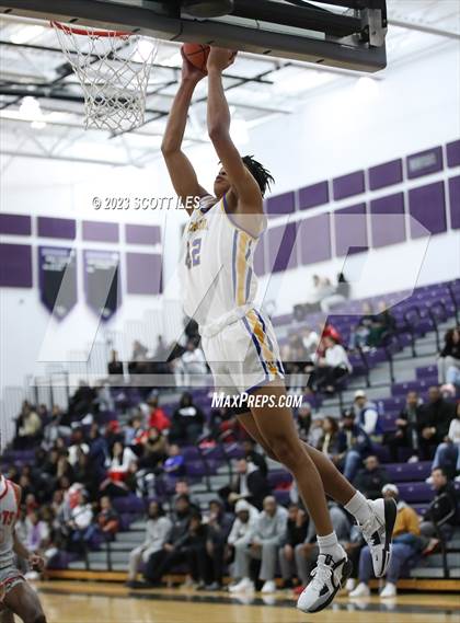 Thumbnail 1 in Walnut Ridge vs. Lincoln photogallery.