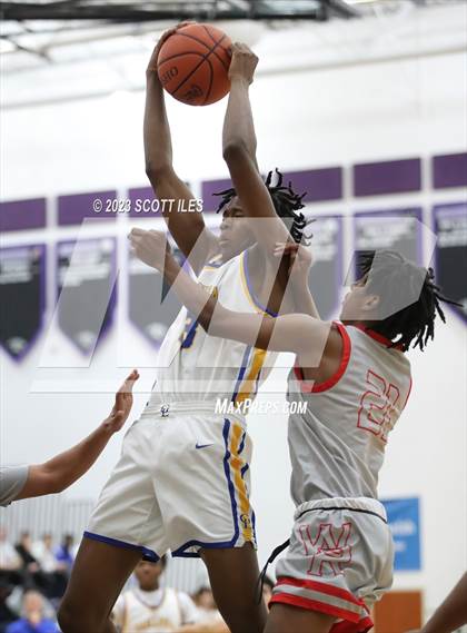 Thumbnail 2 in Walnut Ridge vs. Lincoln photogallery.