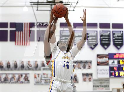 Thumbnail 3 in Walnut Ridge vs. Lincoln photogallery.
