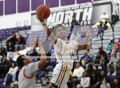 Thumbnail 2 in Walnut Ridge vs. Lincoln photogallery.