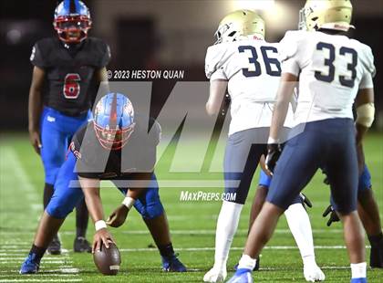 Thumbnail 3 in Notre Dame (SO) @ Serra photogallery.