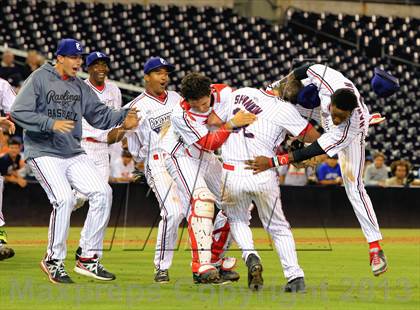 Thumbnail 2 in Perfect Game All-American Classic (East vs. West) photogallery.