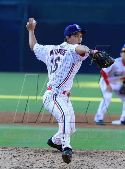 Thumbnail 2 in Perfect Game All-American Classic (East vs. West) photogallery.