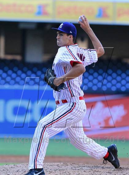 Thumbnail 3 in Perfect Game All-American Classic (East vs. West) photogallery.