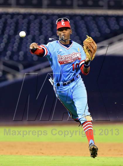 Thumbnail 3 in Perfect Game All-American Classic (East vs. West) photogallery.