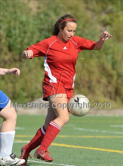 Thumbnail 3 in Lindhurst @ Highlands photogallery.