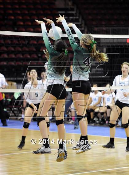 Thumbnail 2 in Flagstaff vs. Cactus (AIA D3 Playoff) photogallery.