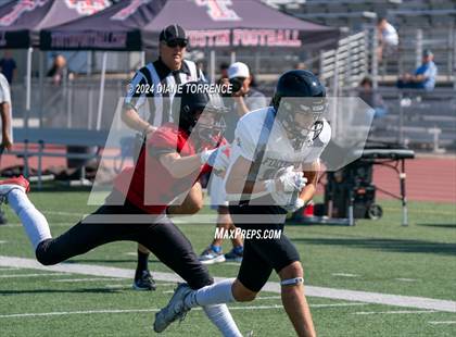 Thumbnail 3 in Foothill @ Tustin photogallery.