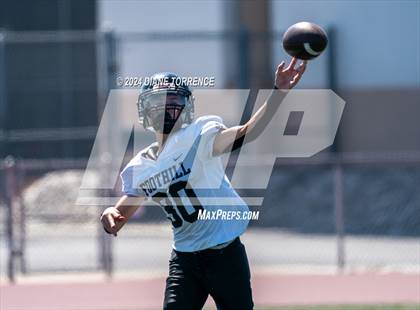 Thumbnail 2 in Foothill @ Tustin photogallery.