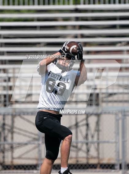 Thumbnail 2 in Foothill @ Tustin photogallery.