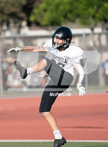 Thumbnail 3 in Foothill @ Tustin photogallery.